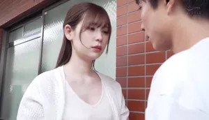 ông xã tẻ nhạt, bà xã nhận ra cậu thanh niên nhà đối diện tốt hơn